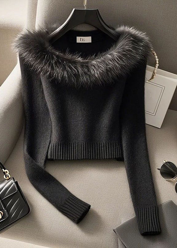 Beautifully Finished Sweater in a Timeless Design