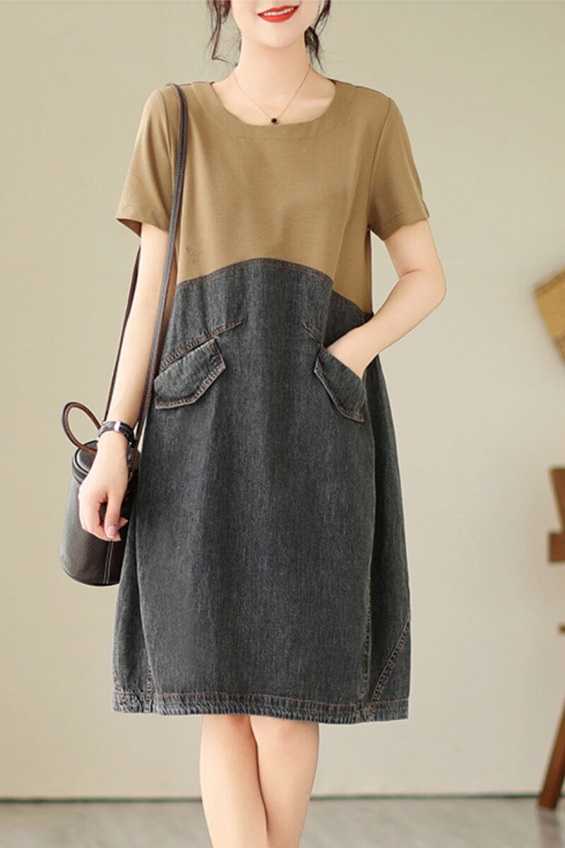 Classic Vintage Dress with a Flattering Fit