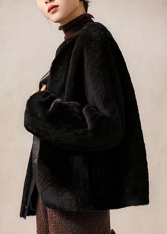 Elegantly Styled Coat for Everyday Wear