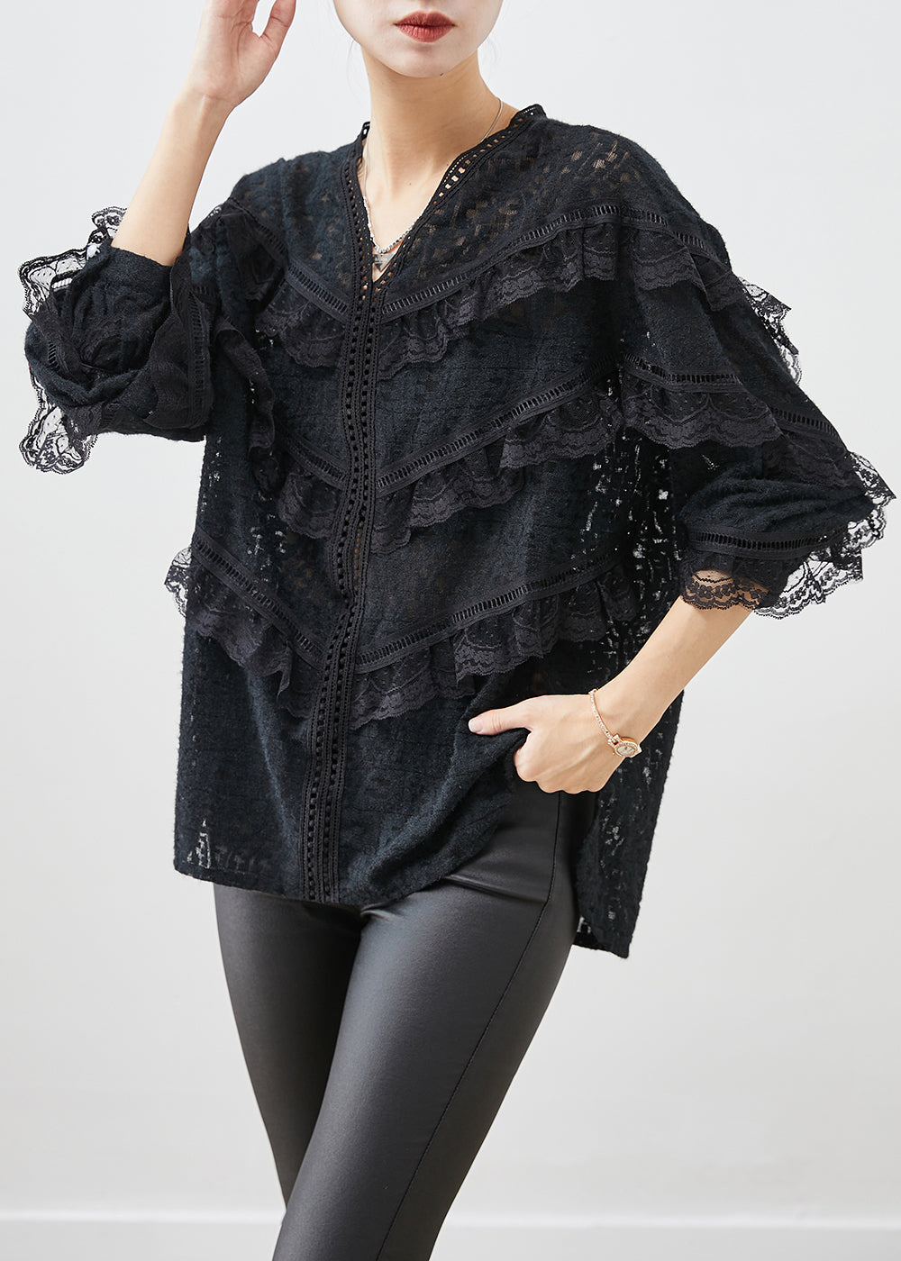 Sophisticated Blouse with a Clean Classic Look