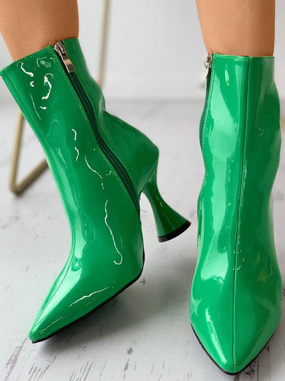 Graceful Orthopedic Boots for Modern Look