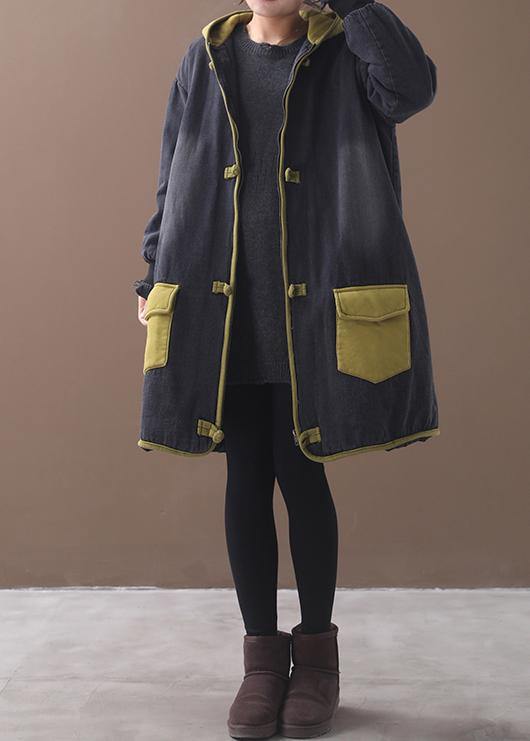 Gracefully Styled Coat for Any Occasion