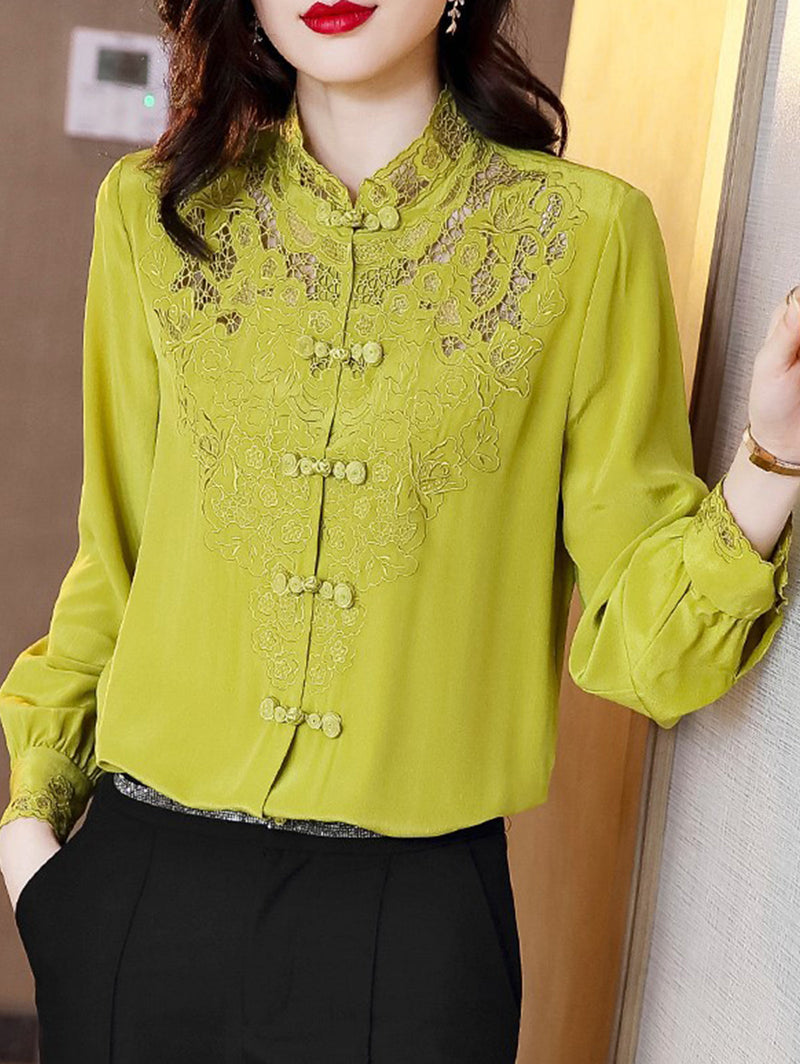 Classic Vintage Top with a Flattering Fit