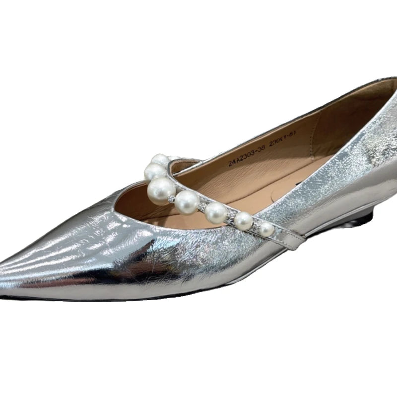 Chic Orthopedic Sandals with Unique Design
