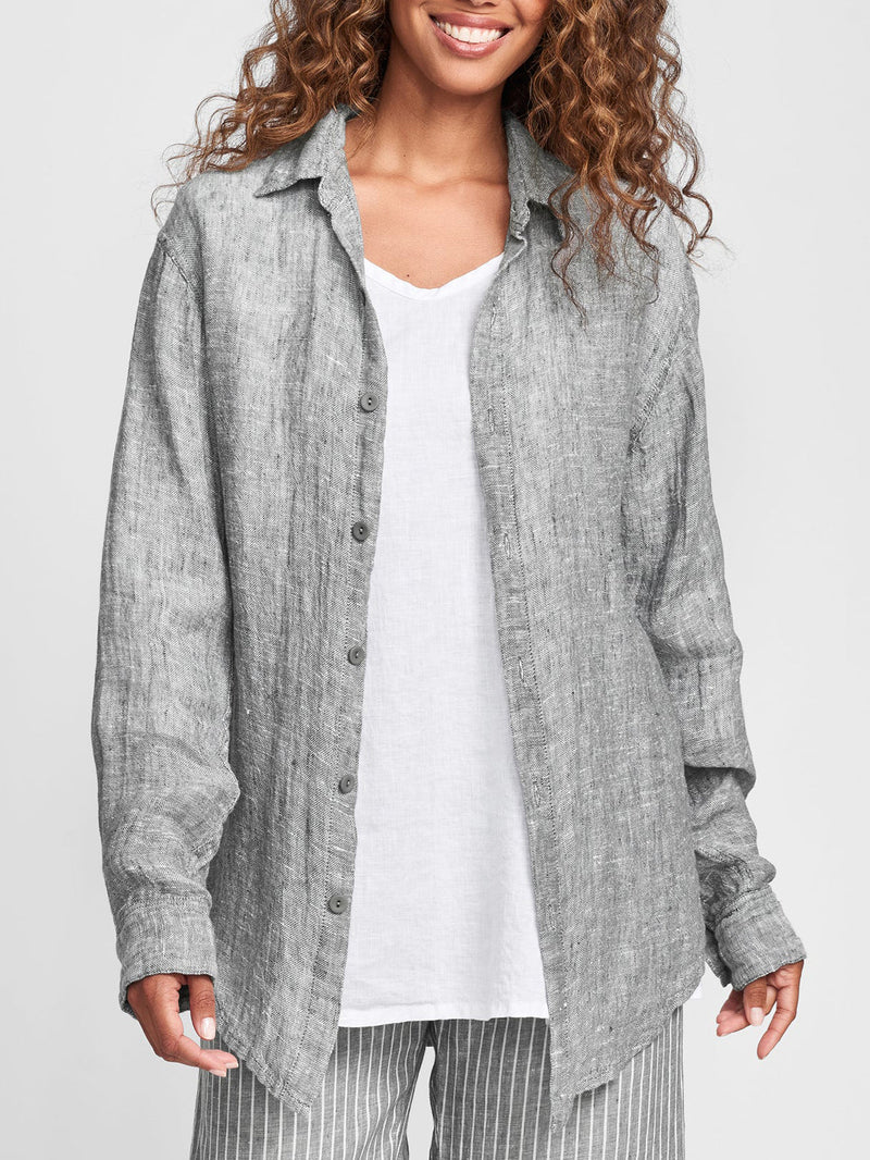Classic Vintage Shirt with a Flattering Fit