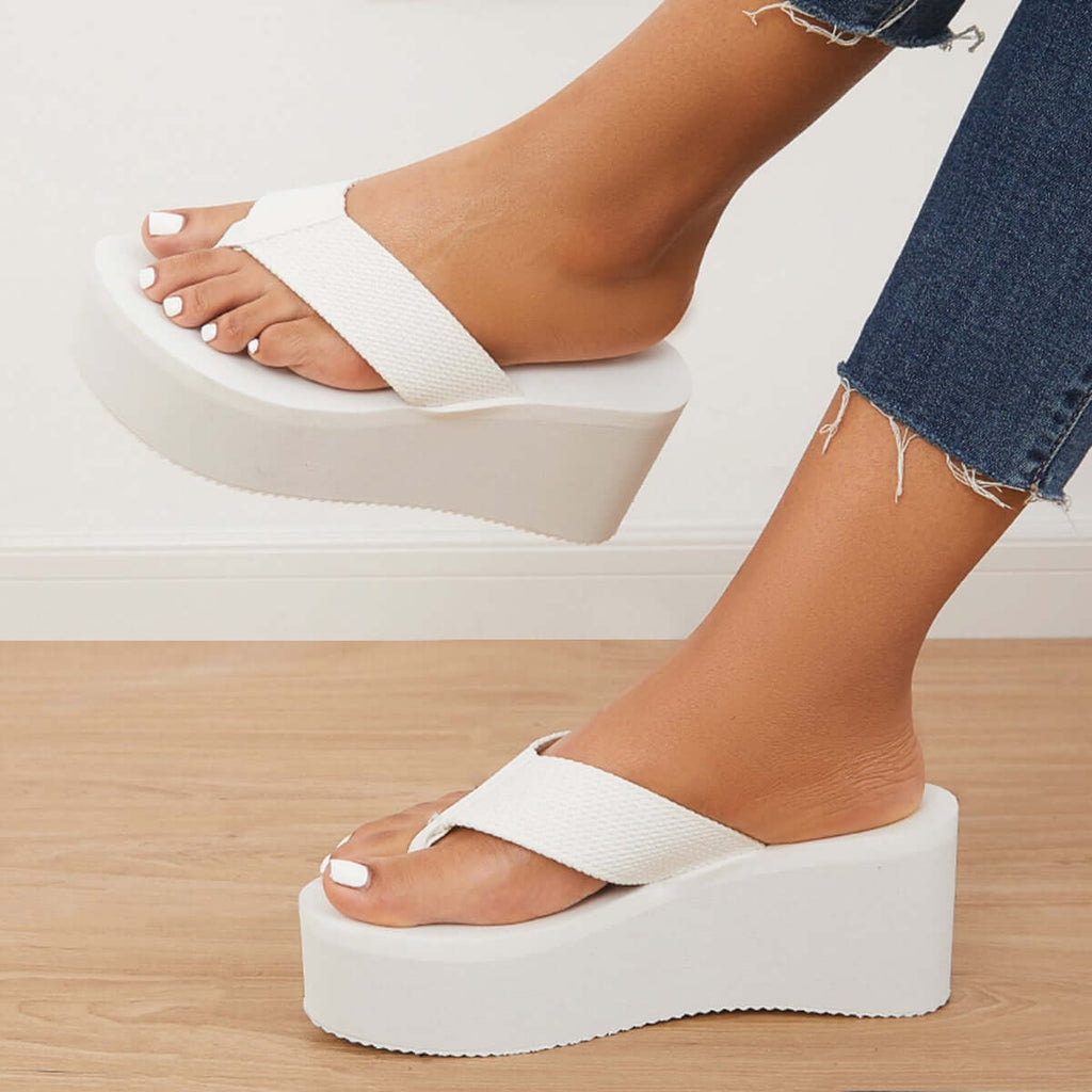 Chic Orthopedic Sandals with Unique Design