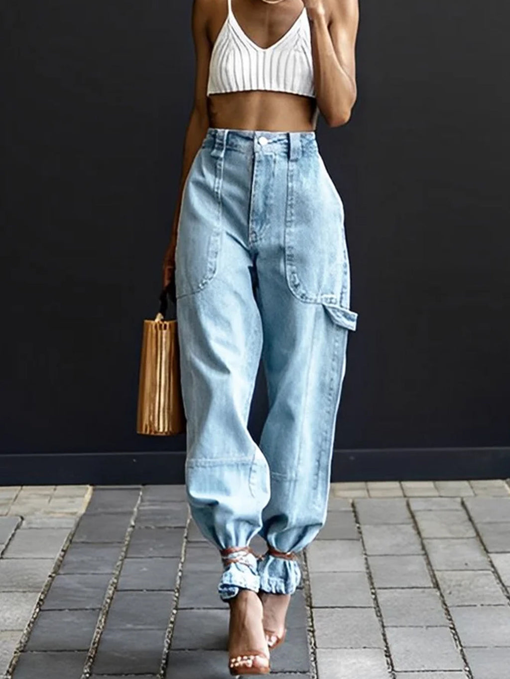 Beautifully Crafted Pants in a Classic Style