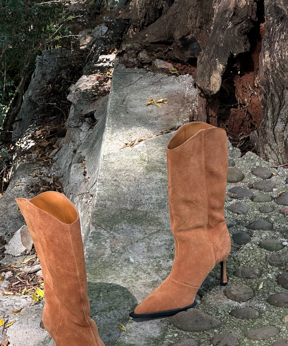 Chic Orthopedic Boots with Unique Design