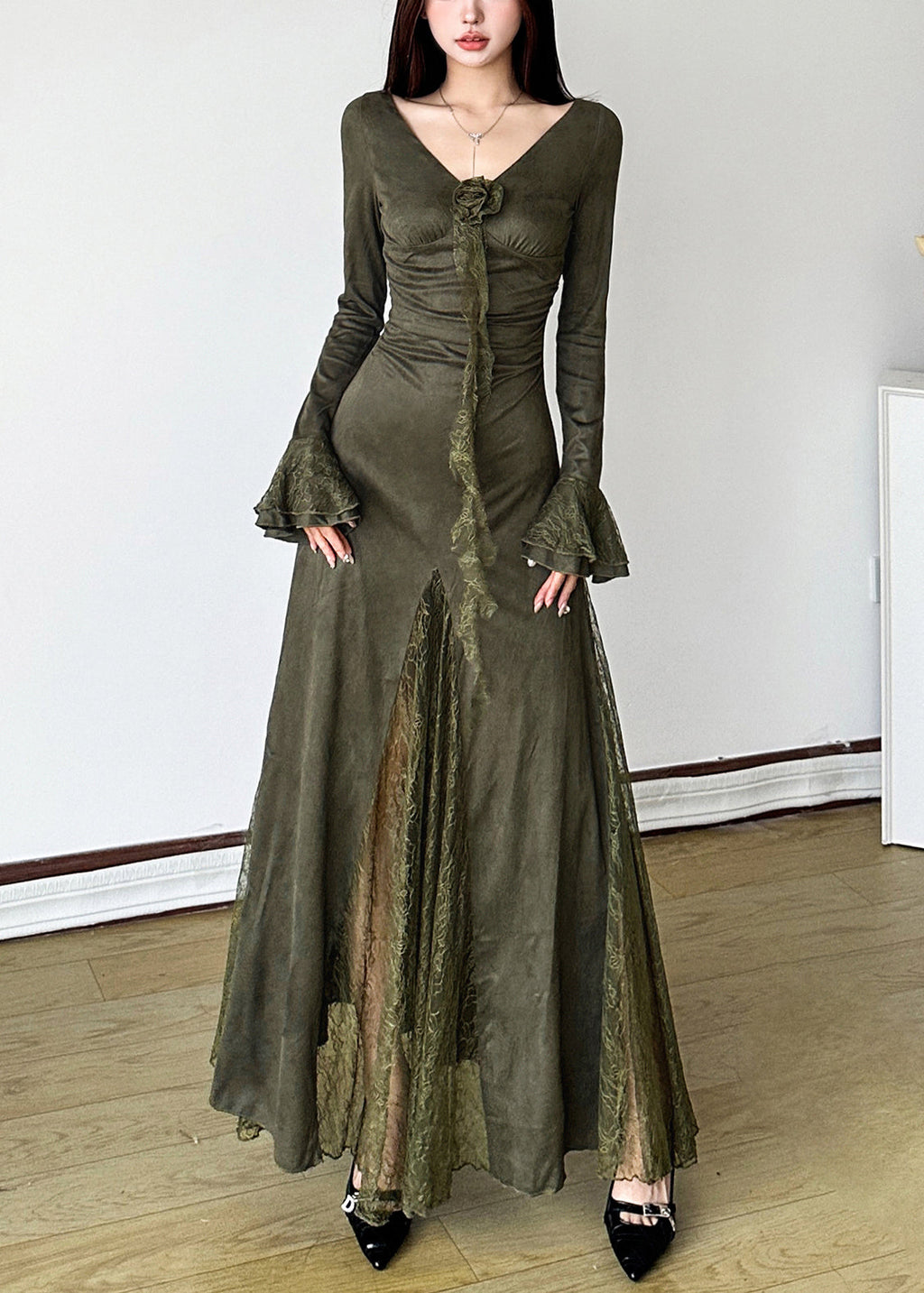 Elegantly Styled Dress for Everyday Wear