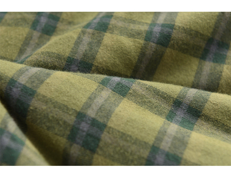 Effortlessly Elegant Garment with a Timeless Design