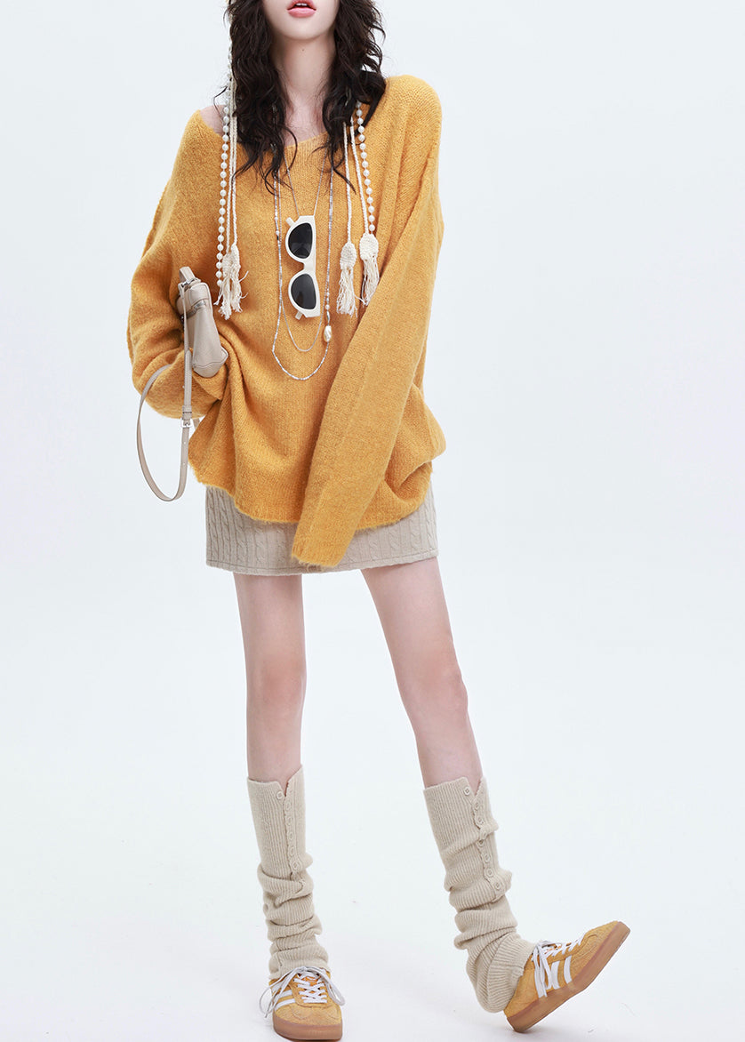 Well Tailored Sweater with a Graceful Silhouette