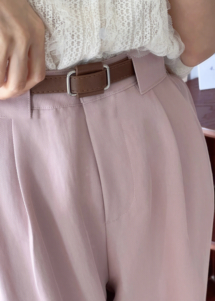 Gracefully Styled Pants for Any Occasion