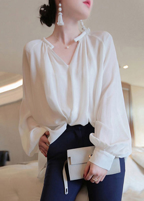 Beautifully Crafted Blouse in a Classic Style