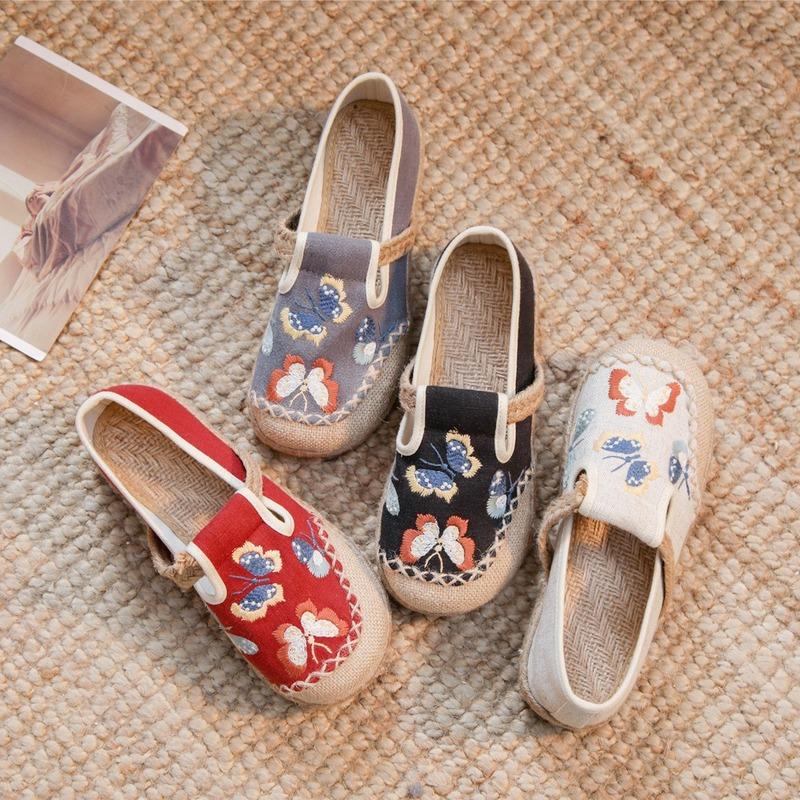 Chic Orthopedic Shoes with Unique Design