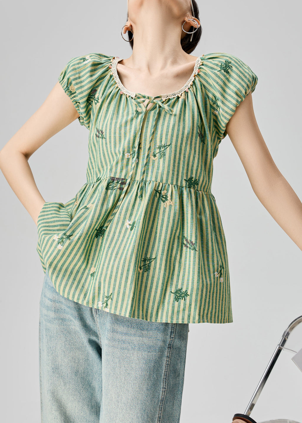 Well Tailored Shirt with a Graceful Silhouette