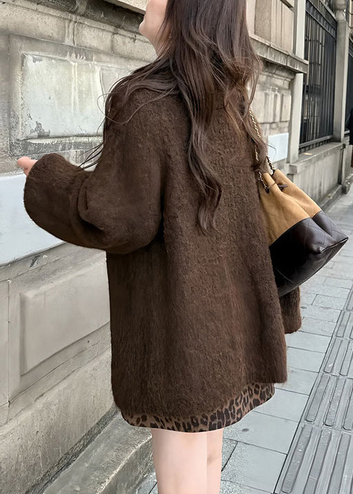 Beautifully Finished Cardigan in a Timeless Design