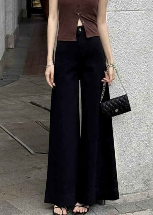 Classic Vintage Pants with a Flattering Fit