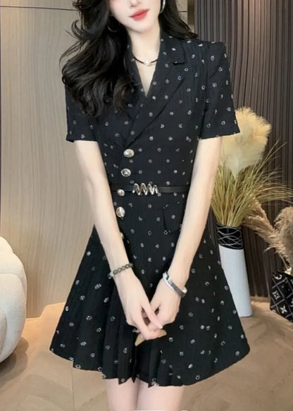 Classic Vintage & Enduringly Stylish Dress