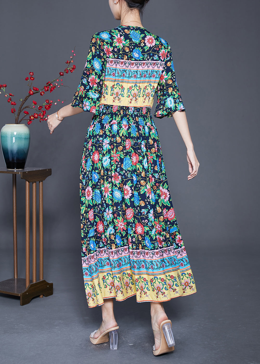 Classic Vintage & Enduringly Stylish Dress