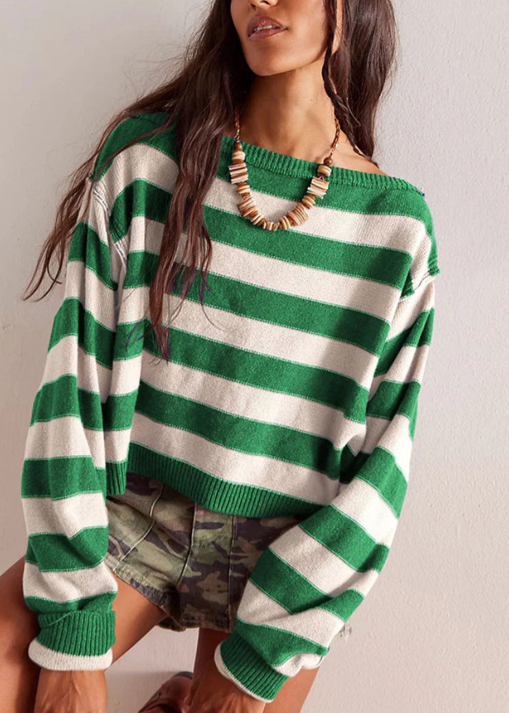 Elegantly Styled Pullover for Everyday Wear