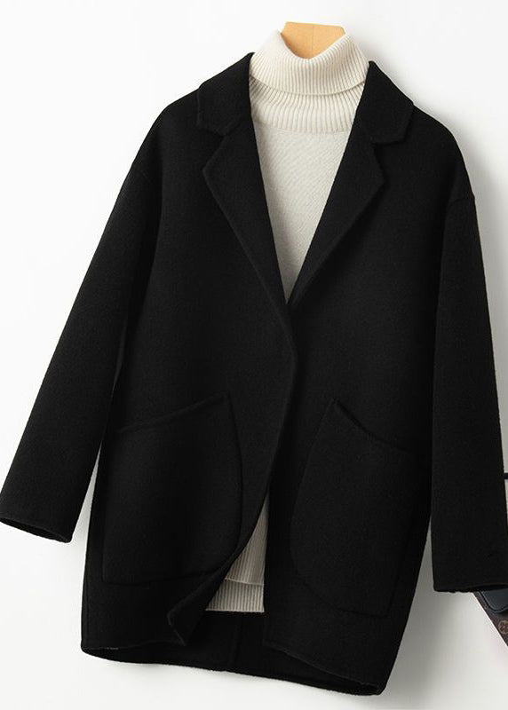 Elegantly Styled Coat for Everyday Wear