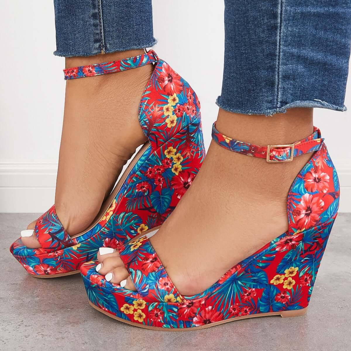 Elegant Orthopedic Sandals for Every Step