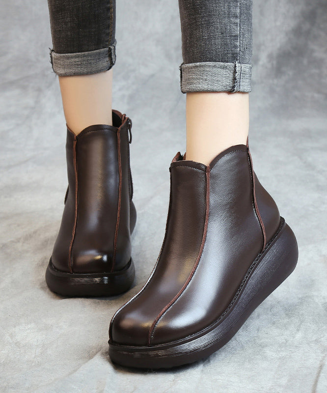 Graceful Orthopedic Boots for Modern Look