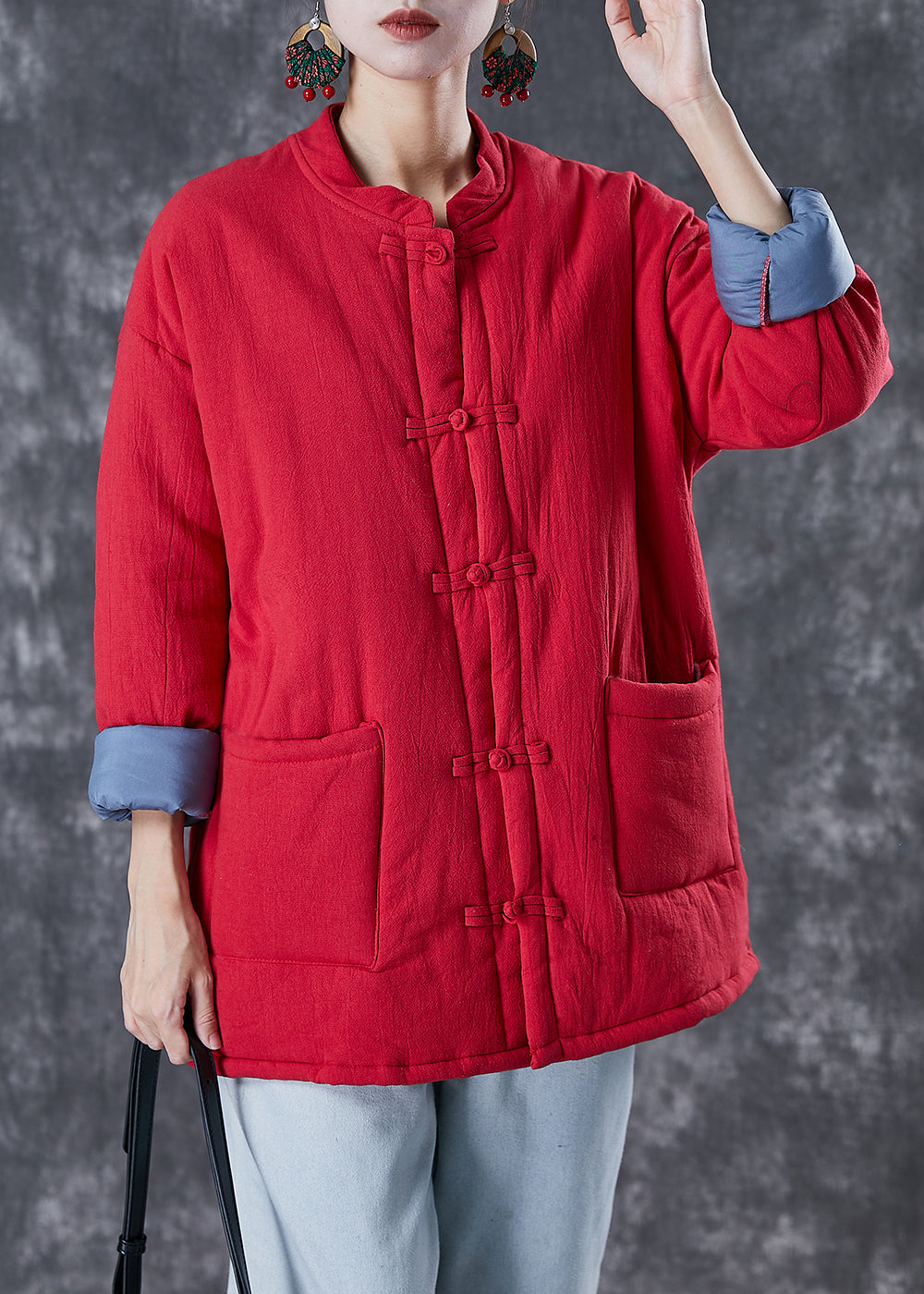 Effortlessly Elegant Jacket with a Timeless Design