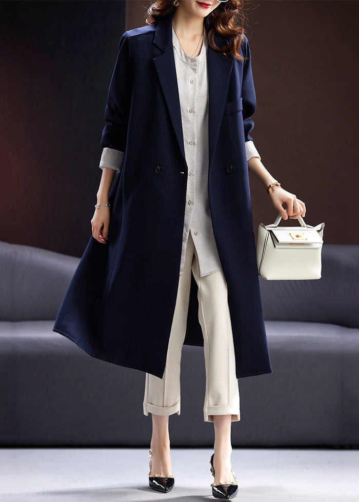 Classic Vintage & Enduringly Stylish Coat
