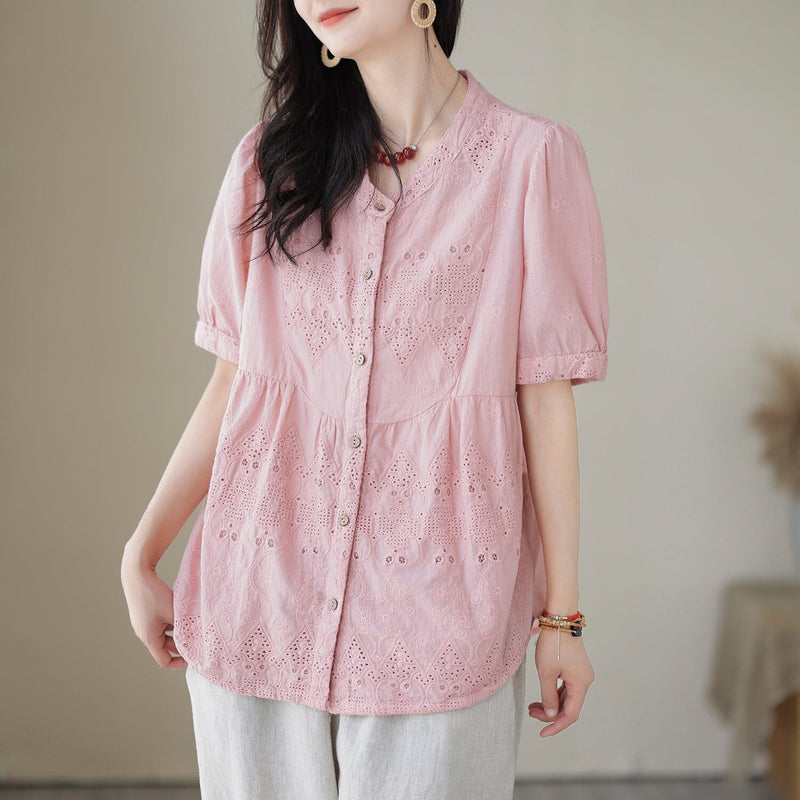 Classic Vintage T-Shirt with a Flattering Fit