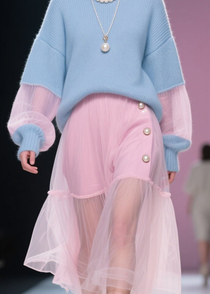 Well Tailored Sweater with a Graceful Silhouette