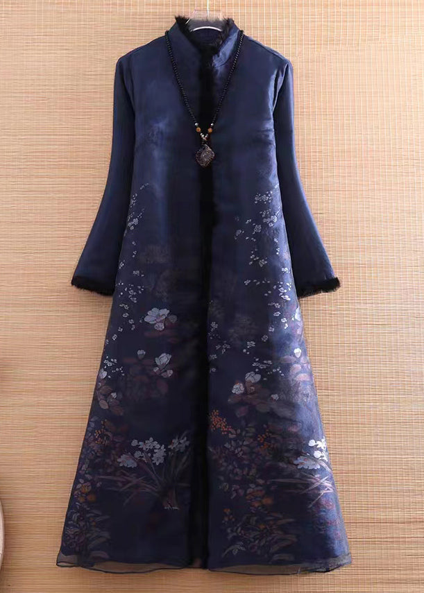 Gracefully Styled Coat for Any Occasion