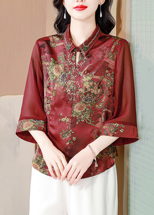 Sophisticated Blouse with a Clean Classic Look