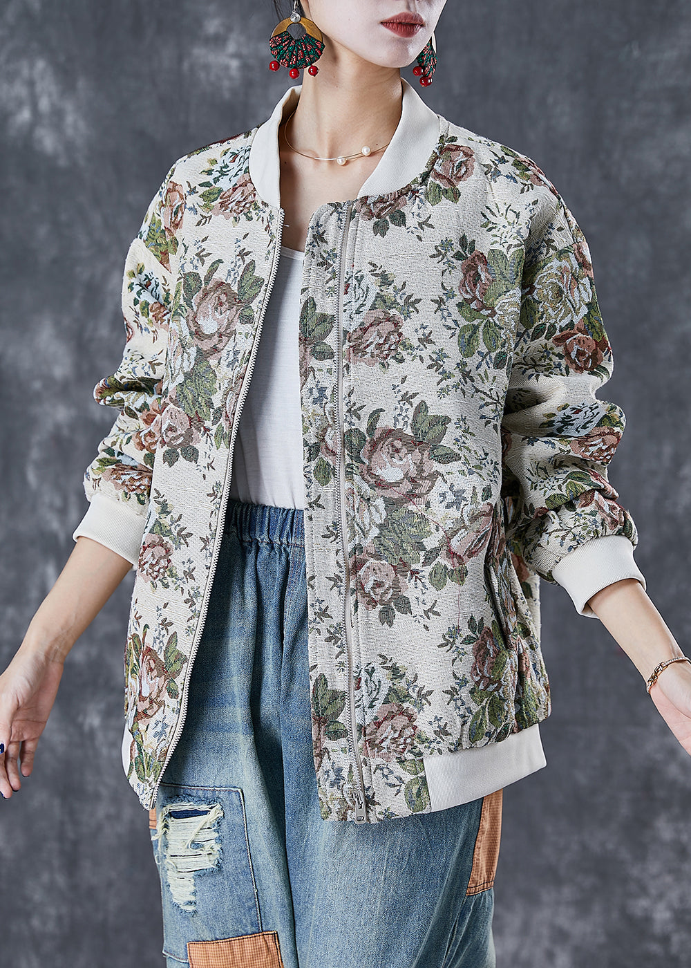 Gracefully Styled Jacket for Any Occasion