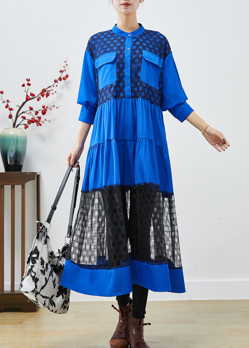 Classic Vintage Dress with a Flattering Fit