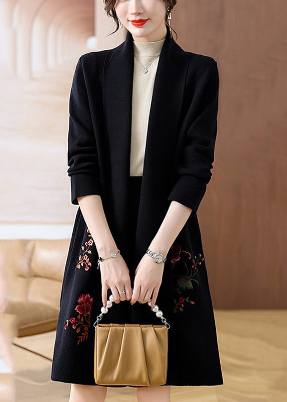 Gracefully Styled Cardigan for Any Occasion