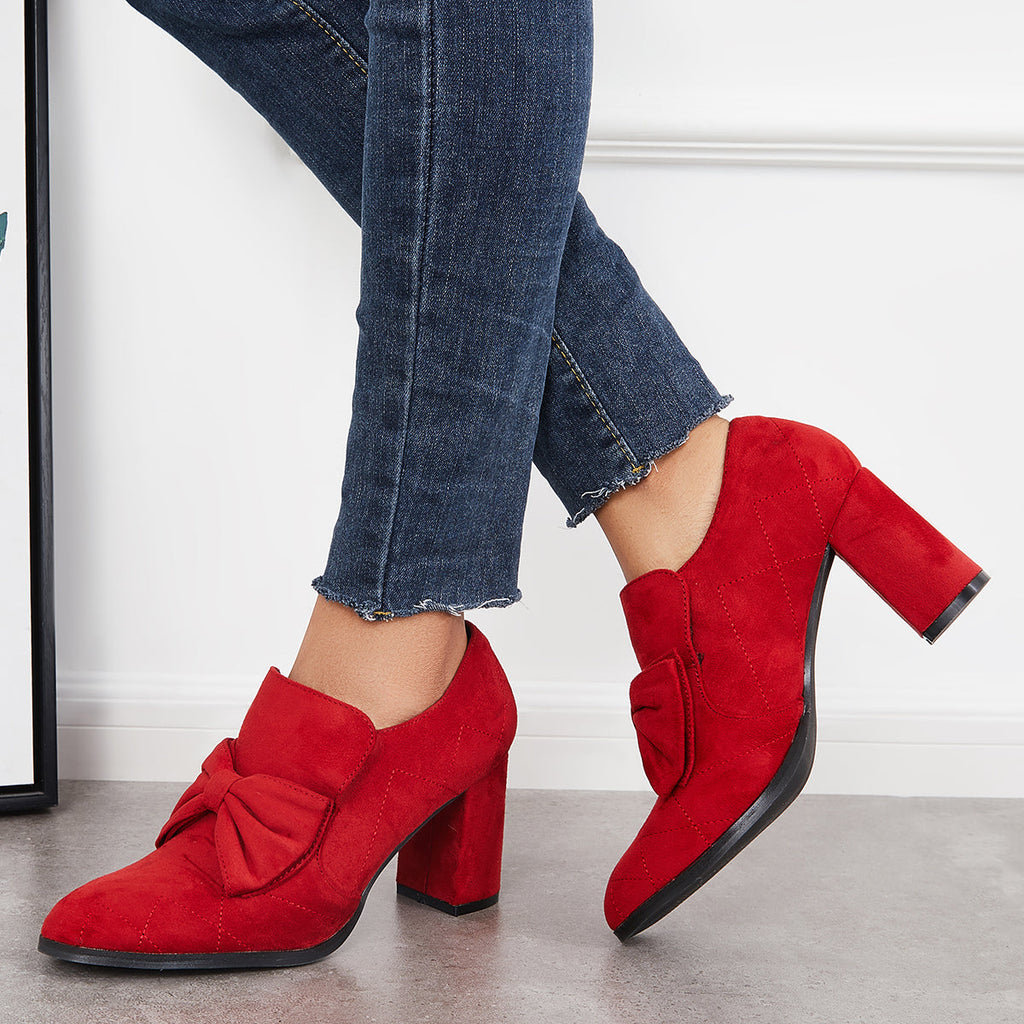 Classic Orthopedic Pumps with Timeless Style