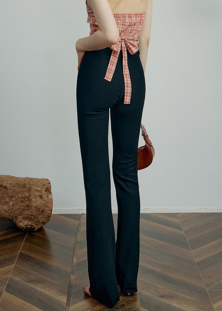 Classic Vintage Pants with a Flattering Fit