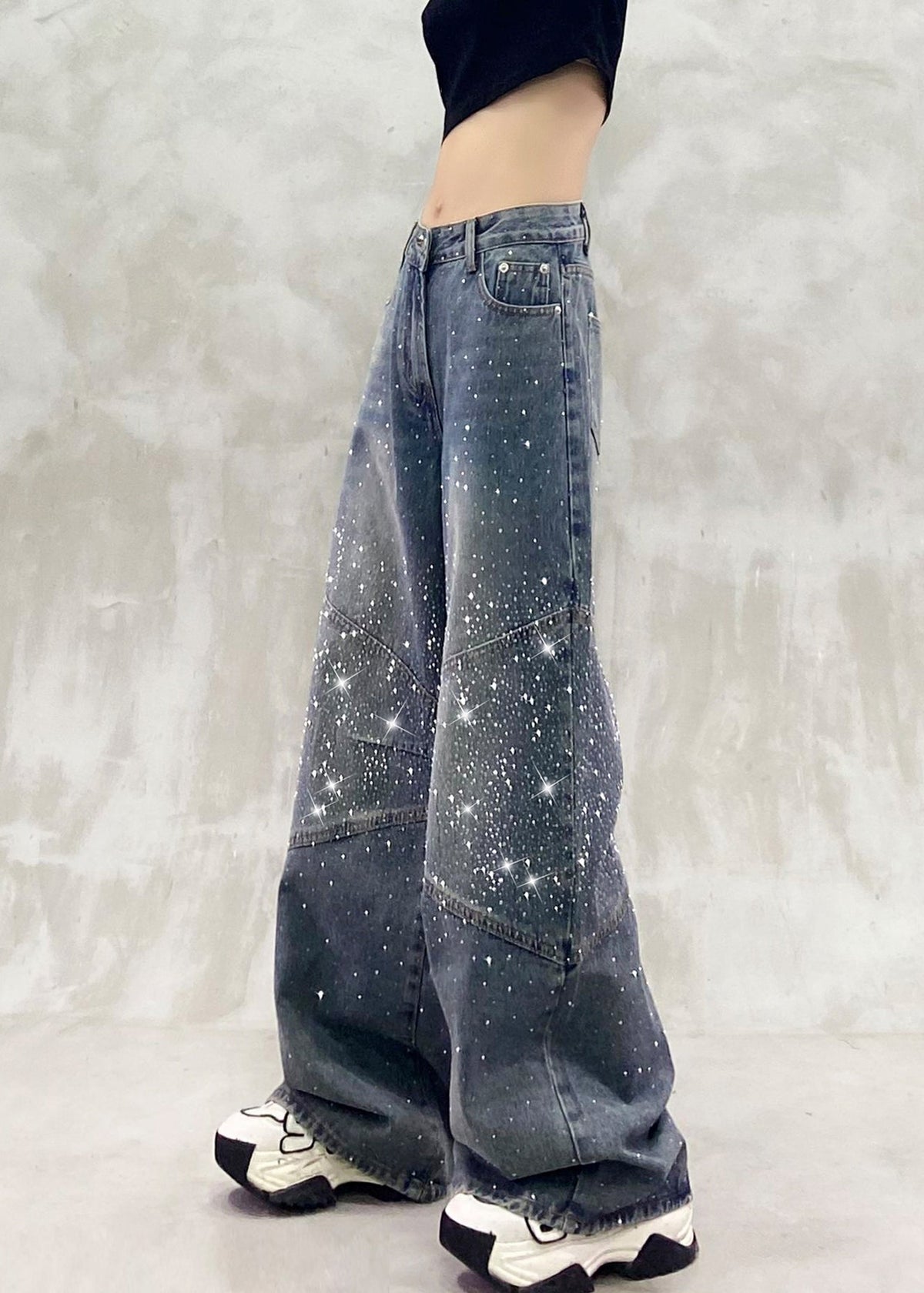 Sophisticated Pants with a Clean Classic Look