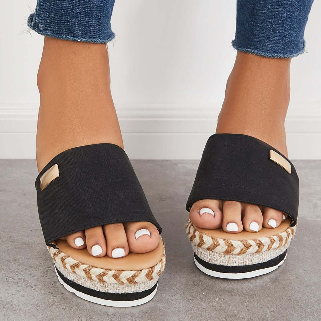 Beautifully Crafted Orthopedic Sandals