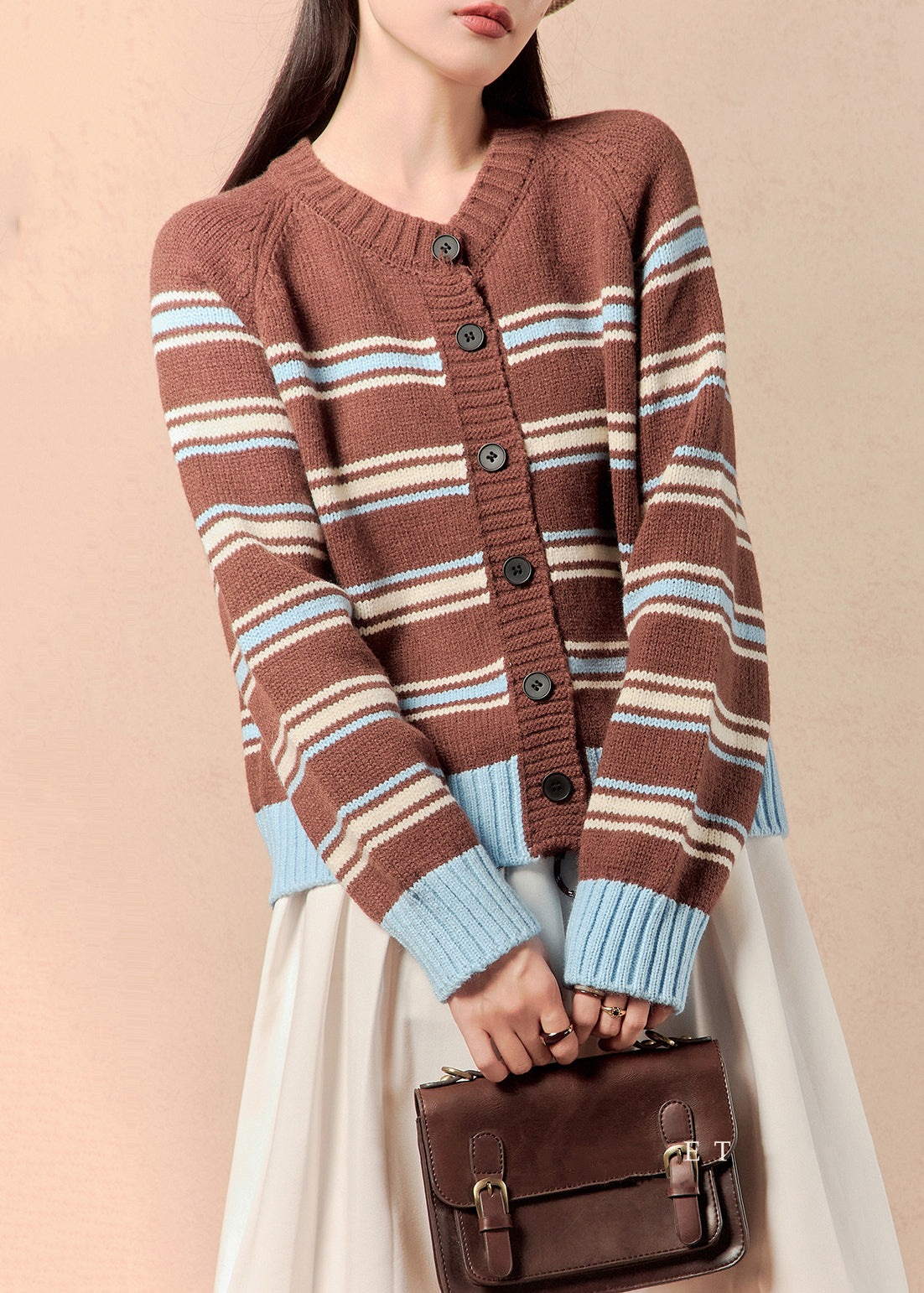 Beautifully Finished Coat in a Timeless Design