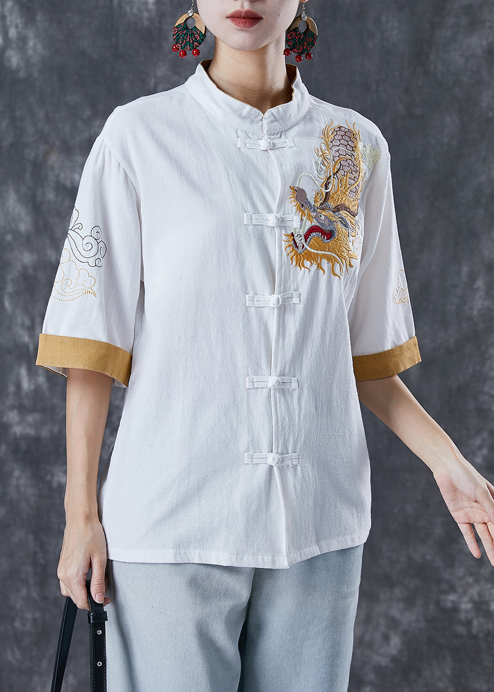 Beautifully Crafted Blouse in a Classic Style