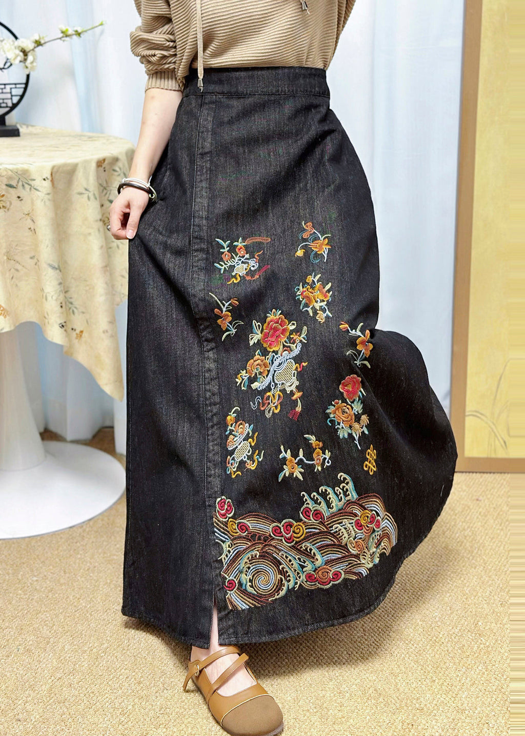 Sophisticated Garment with a Clean Classic Look
