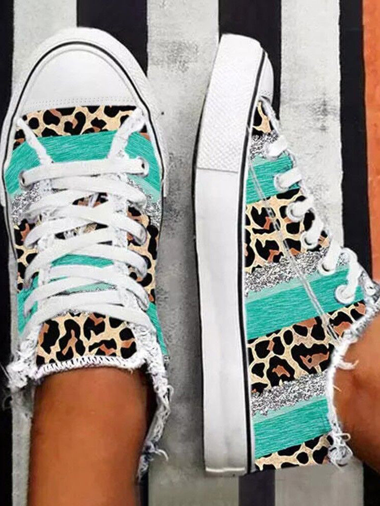 Classic Orthopedic Sneakers with Timeless Style