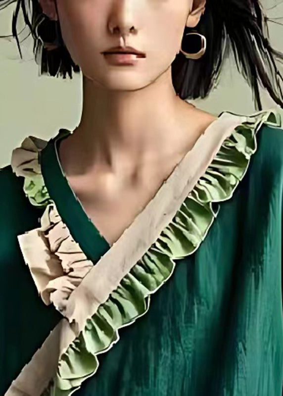 A Vintage Style Top with Delicate Timeless Details