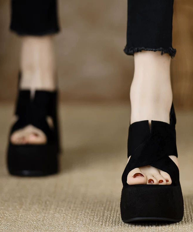 Graceful Orthopedic Sandals for Modern Look
