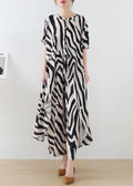 Well Tailored Pants with a Graceful Silhouette