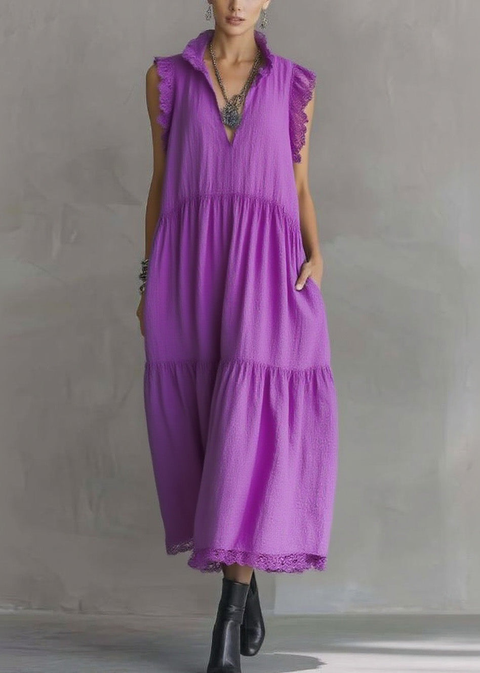 Well Tailored Dress with a Graceful Silhouette