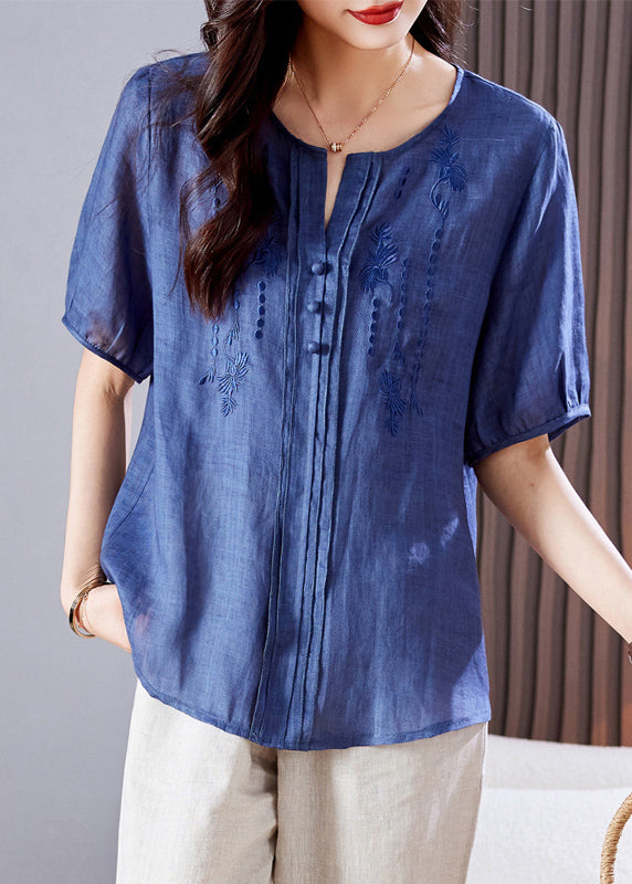 A Vintage Style Top with Delicate Timeless Details