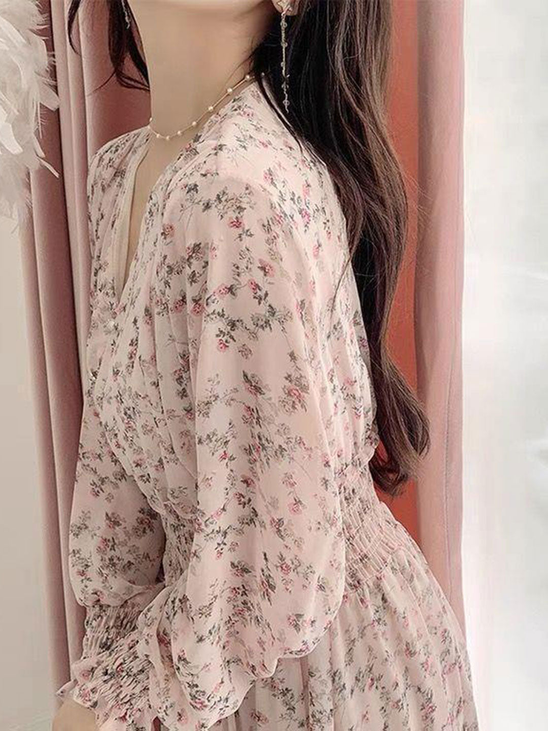 Beautifully Crafted Dress in a Classic Style